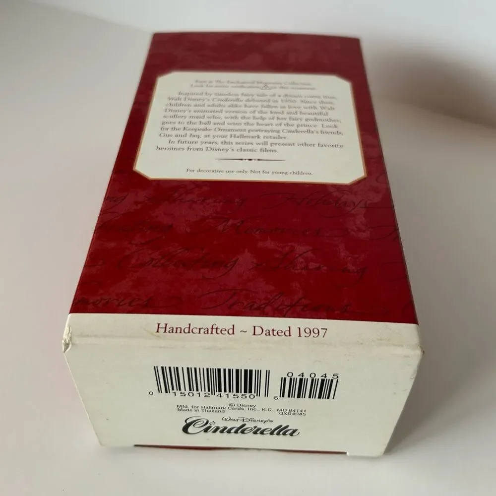 Hallmark Keepsake Vintage Ornament Disney Cinderella Enchanted Memories New